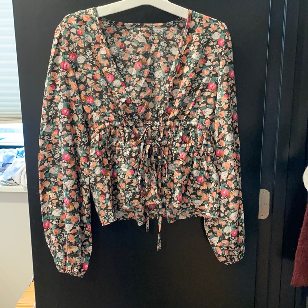 Floral Blouse - Brand New never worn - Size S